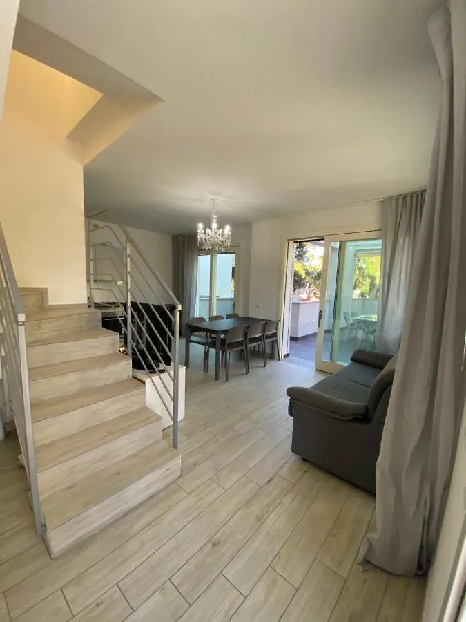 Mima Luxury Villa&Apartments Milano Marittima 0*,  Itália